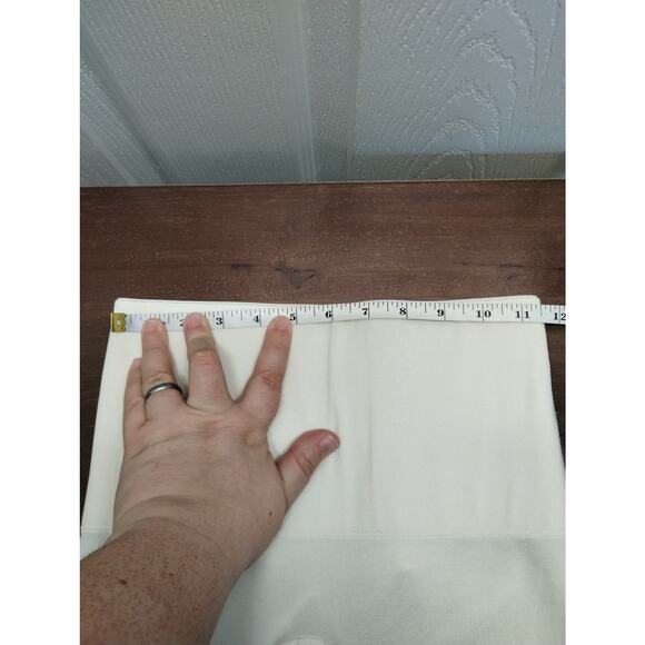 Nancy Ganz Size Large Bodyslimmers Shapewear Shorts Cream Tummy Control - Picture 4 of 9